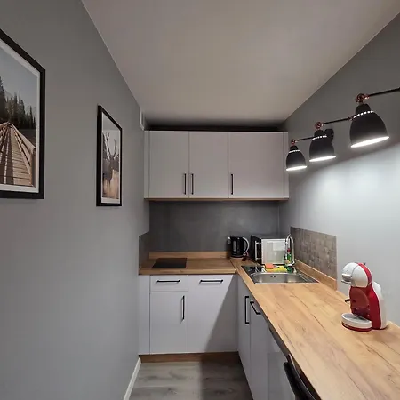 W Sercu Parku - Dabrowka Cieplce Apartment
