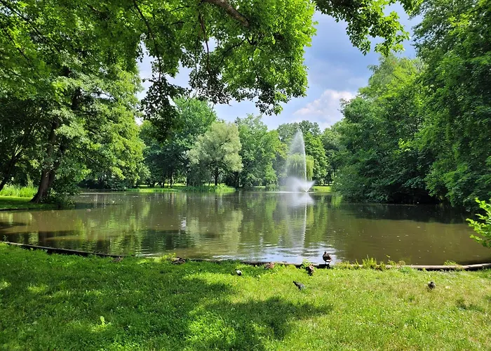 W Sercu Parku - Dabrowka Cieplce Apartment